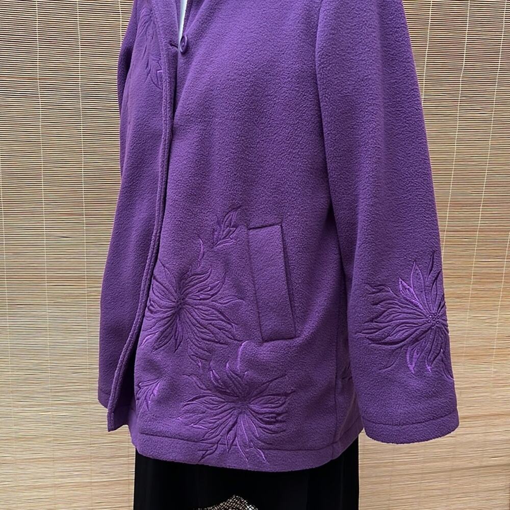 Susan Graver Purple Fleece Jacket. L - Picture 5 of 5